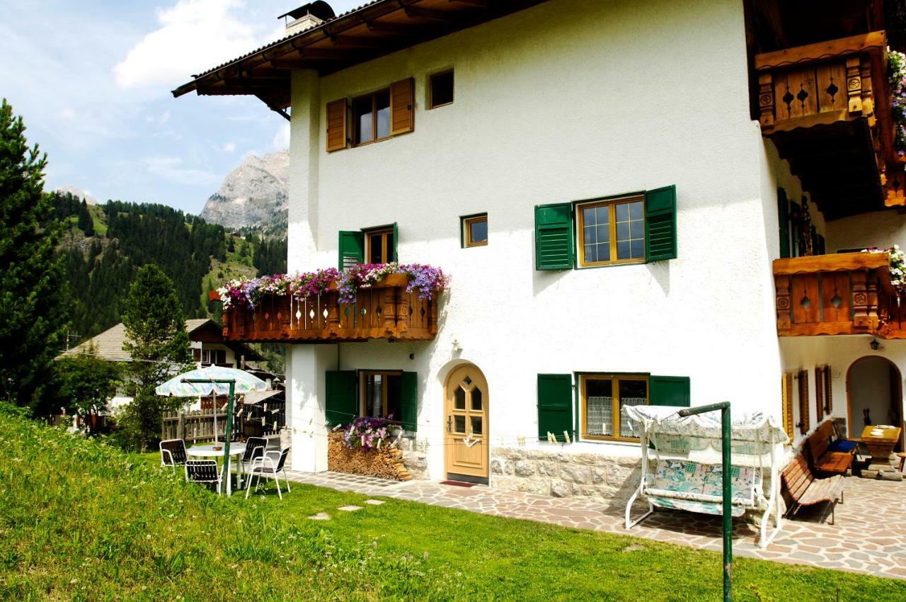 Villa Insam Apartment Selva di Val Gardena Eksteriør bilde