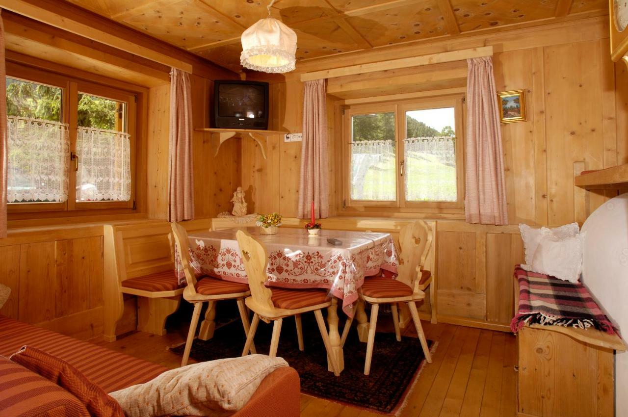 Villa Insam Apartment Selva di Val Gardena Eksteriør bilde